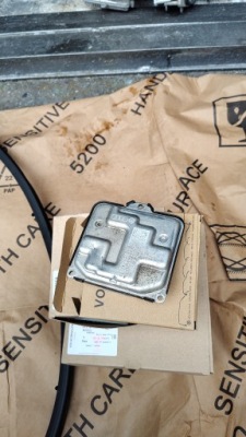 Vw audi преобразователь модуль led оригинал 80a907397 d фото №1