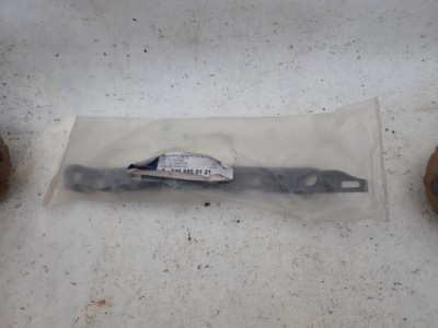 Mercedes b-klasa w246 напрямна бампера лівий задня фото №1