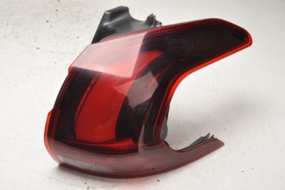 Peugeot 2008 i lift лампа права задня правий задня фото №1