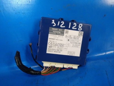 Модуль электронный toyota prius - 30 09-17 8999047050 фото №1