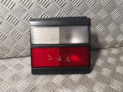 Vw passat b3 лампа задняя левая w крышка 333945107 фото №1