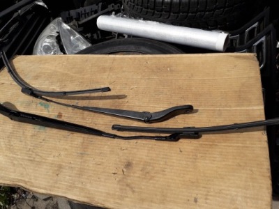 Важелі двірник щітки peugeot 208 2 19- фото №1