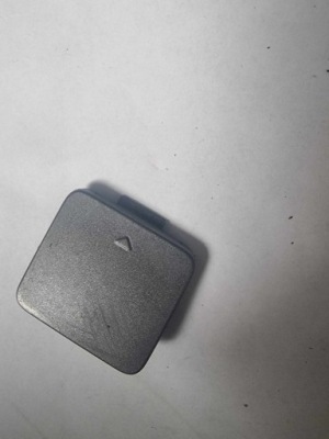 Mercedes w169 - заглушка фаркоп бампера задний фото №1