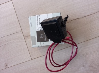 ANTENA GPS MERCEDES E 213  