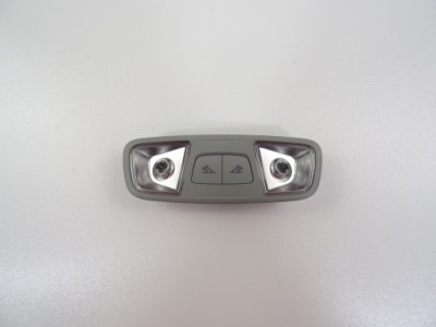 A1 ii 82a лампа освещение потолочный 8v0947111a фото №1