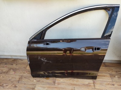 Volvo v60 18r- дверь левый перед цвет 722 фото №1