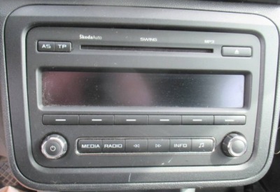 Skoda fabia 2 рестайлінг  hb радіо радіопрогравач cd mp3 swing фото №1