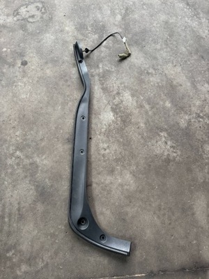 Maserati levante молдинг крышки левая 670042774 фото №1