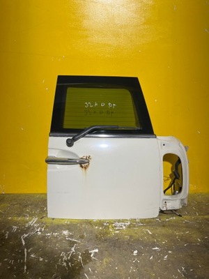 Mini clubman двері багажника праве фото №1