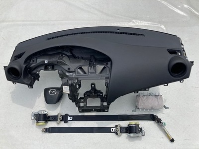 Mazda 3 bl панель приладів панель приладів консоль подушки безпеки ремені фото №1
