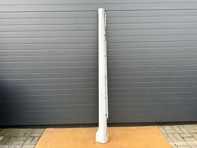 Audi a6 c8 4k поріг накладка ls9r 4k0853856 фото №1