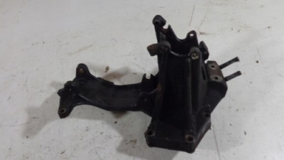 Кронштейн кронштейн генератора 2.0 16v peugeot 605 фото №1