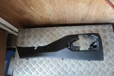 Защита стойка правый задняя clio v 769174551r фото №1