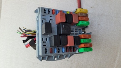 Fiat linea 1.4 коробка запобіжників 51799847 фото №1