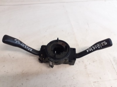 Vw passat b5 переключатель комбинированный 8l0953513j фото №1