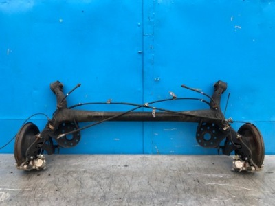 Toyota yaris iii подвеска балка задняя задняя oś фото №1