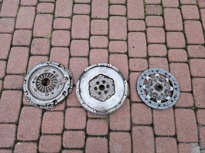 Зчеплення маховик з двома масами 1.5hdi proace city berlingo combo e rifter 9820879880 фото №1