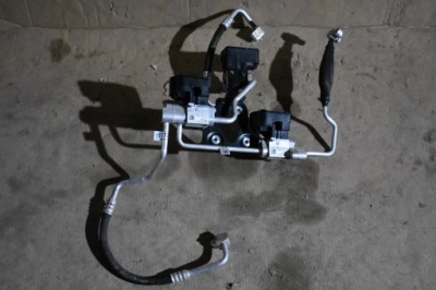 Idealny kpl. блок клапанов кондиционера porsche taycan 1 фото №1