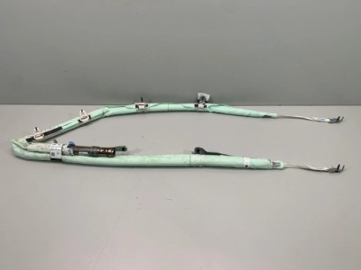 Volvo s90 2016- шторка безопасности правая оригинал idealna 31690434 фото №1