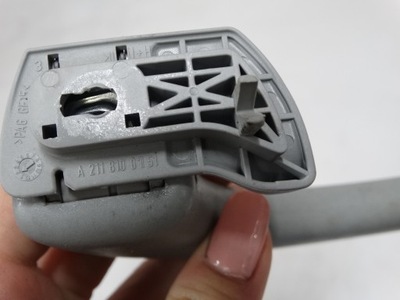 Кронштейн стельовий задня mercedes w211 2118100151 фото №1