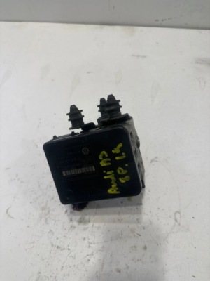 Audi a3 s3 a3 sportback 8p 2006 насос abs фото №1