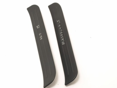 Молдинг накладка порог правая  левая задний mazda cx-7 фото №1