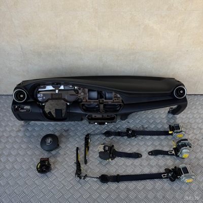 Панель приладів комплектна подушка безпеки консоль ремені панель приладів alfa romeo giulia 2019 rok фото №1