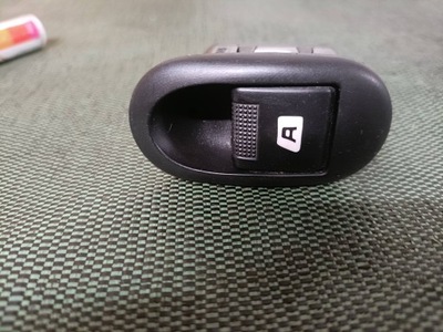Citroen c2 c3 1007 переключатель стекло 96401469xt фото №1