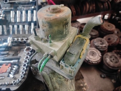 8200159837-b насос блок керування abs renault espace iv фото №1