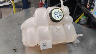 Ford оригинальный номер eb3g-8k218-ac бак расширительный фото №1
