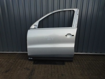 Двері vw tiguan 5n ліва передні сірі lr7l фото №1