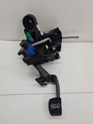 Педаль сцепления renault trafic iii 2.0dci lift фото №1