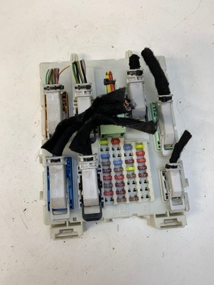 Bsi коробка запобіжників 31412857 volvo v40 ii фото №1