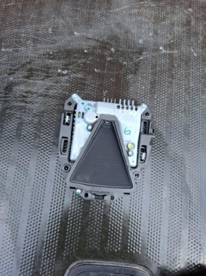 Камера стекло tesla model s 2012-2016 1038482-00-e фото №1