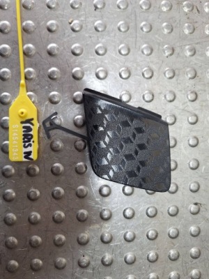 Заглушка фаркоп буксировочный перед toyota yaris iv 20-25 52129-0d150 фото №1