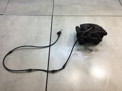 Супорт гальмівний правий задня discovery iii 2.7 td фото №1