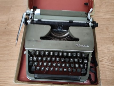 Maszyna do Pisania Olympia SM3