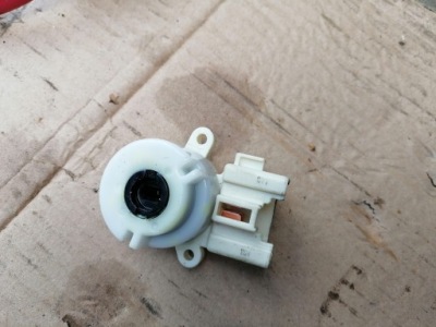 Колодка замка запалювання toyota avensis t27 europa фото №1