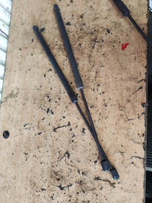 Skoda superb ii амортизатори кришки задня задні комплект фото №1