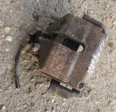 Audi a3 8p 2.0 tdi супорт правий перед фото №1