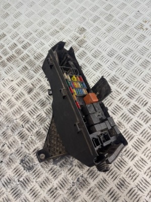 Коробка предохранителей volvo s60 9494210 фото №1