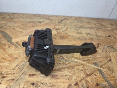 Обмежувач двері перед bmw e91 7176807 фото №1