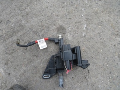 Предохранитель аккумулятор 929614901 bmw f20 фото №1