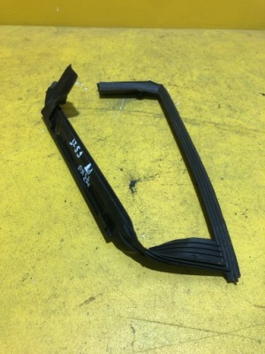 Mini cooper r56 - прокладка стекло правый задний фото №1