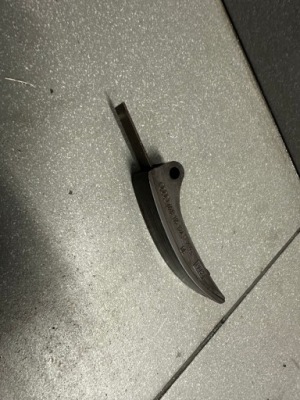 Напрямна ланцюга насоса оливи audi a8 d2 2.8 amx 078115124 фото №1