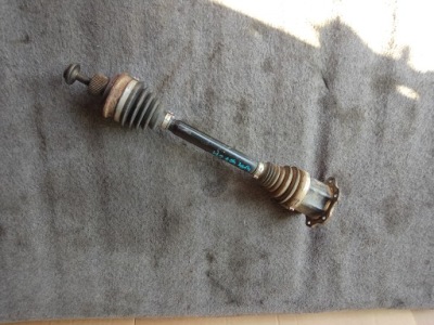 Привідний вал перед праві porsche cayenne 9y фото №1