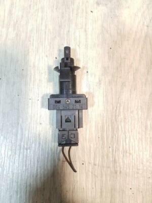 Датчик свет стоп mercedes w168 w208 w202 фото №1