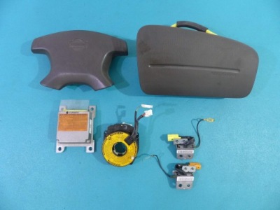 Подушки безопасности воздушные подушка безопасности лента maxima a33 99-03 фото №1