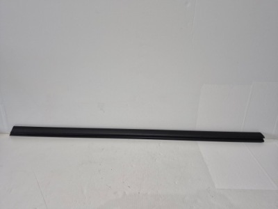 Mercedes slk r171 молдинг прокладка скло двері перед лівий a1717250165 фото №1