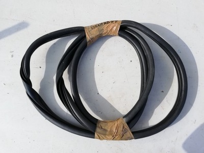 Прокладка дверь правый задняя задняя kia ceed ii 12-16 фото №1